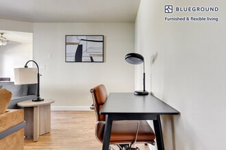 234 Escuela Ave in Mountain View, CA - Foto de edificio - Building Photo