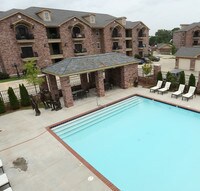 Pool - Fountaine Bleau North Apartments in Little Rock, Arkansas