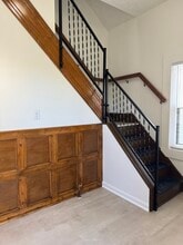 1115 Laurel St, Unit B in Indianapolis, IN - Building Photo - Building Photo