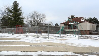 Ivywood Apartments in Columbus, OH - Building Photo - Building Photo