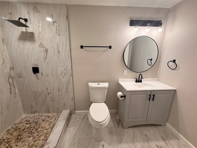 6633 Burkett St. in Houston, TX - Building Photo - Building Photo