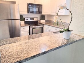 2917 Antique Oaks Cir in Winter Park, FL - Building Photo - Building Photo