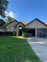 1736 Marian Ln in Flower Mound, TX - Building Photo