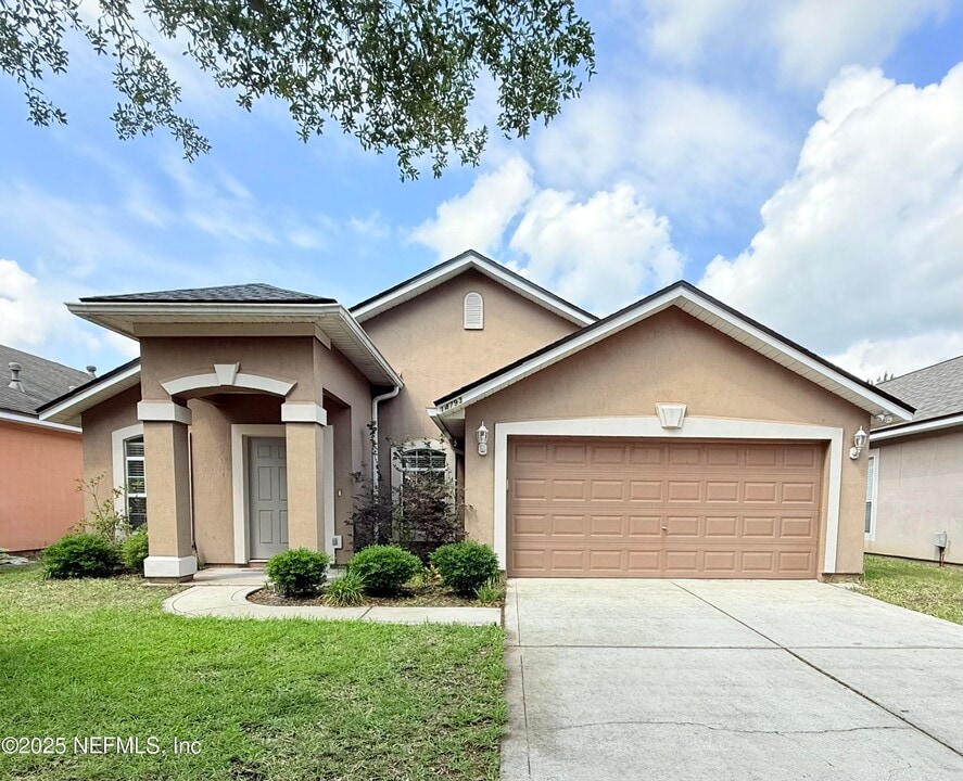 14793 Falling Waters Dr in Jacksonville, FL - Building Photo