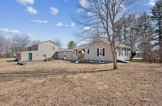 930 New County Rd, Unit 930B in Biddeford, ME - Building Photo - Building Photo