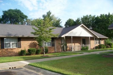 Breckenridge Apartments in Mc Coll, SC - Building Photo