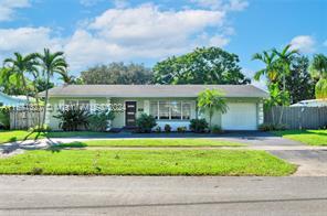 481 SW 55th Ter in Plantation, FL - Building Photo