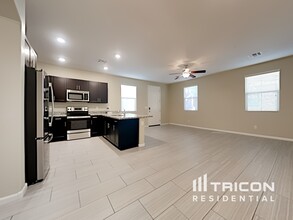 12576 W Via Dona Rd in Peoria, AZ - Building Photo - Building Photo