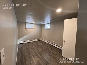 2711 Galilee Ave in Zion, IL - Building Photo - Building Photo