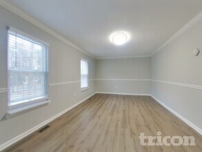 1010 Allward Dr in Waldorf, MD - Building Photo - Building Photo