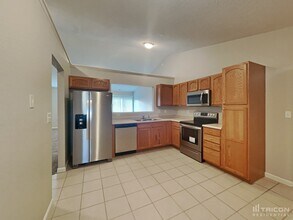 3207 Rolling Knoll Ln in Columbus, IN - Building Photo - Building Photo