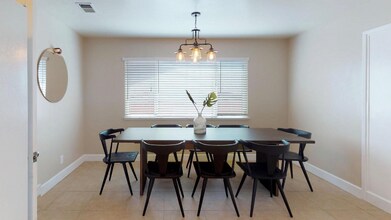 875 September Dr in Cupertino, CA - Building Photo - Building Photo