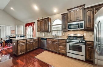 1456 Preakness Dr in Irving, TX - Building Photo - Building Photo