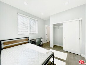 2641 S Budlong Ave in Los Angeles, CA - Building Photo - Building Photo