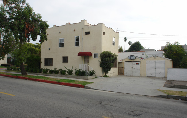 1157 San Rafael Ave in Glendale, CA - Building Photo - Building Photo