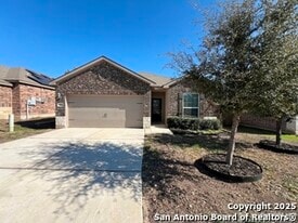 7834 Cactus Plum Dr in San Antonio, TX - Building Photo