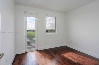 9115 NW 33rd St in Doral, FL - Building Photo - Building Photo