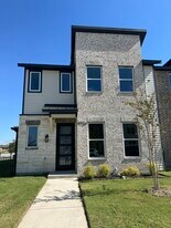 8926 Lowell St in Rowlett, TX - Building Photo