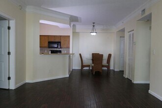 9825 Baywinds Blvd in West Palm Beach, FL - Building Photo - Building Photo