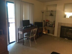 329 Brookberry Cir in Chapel Hill, NC - Building Photo - Building Photo