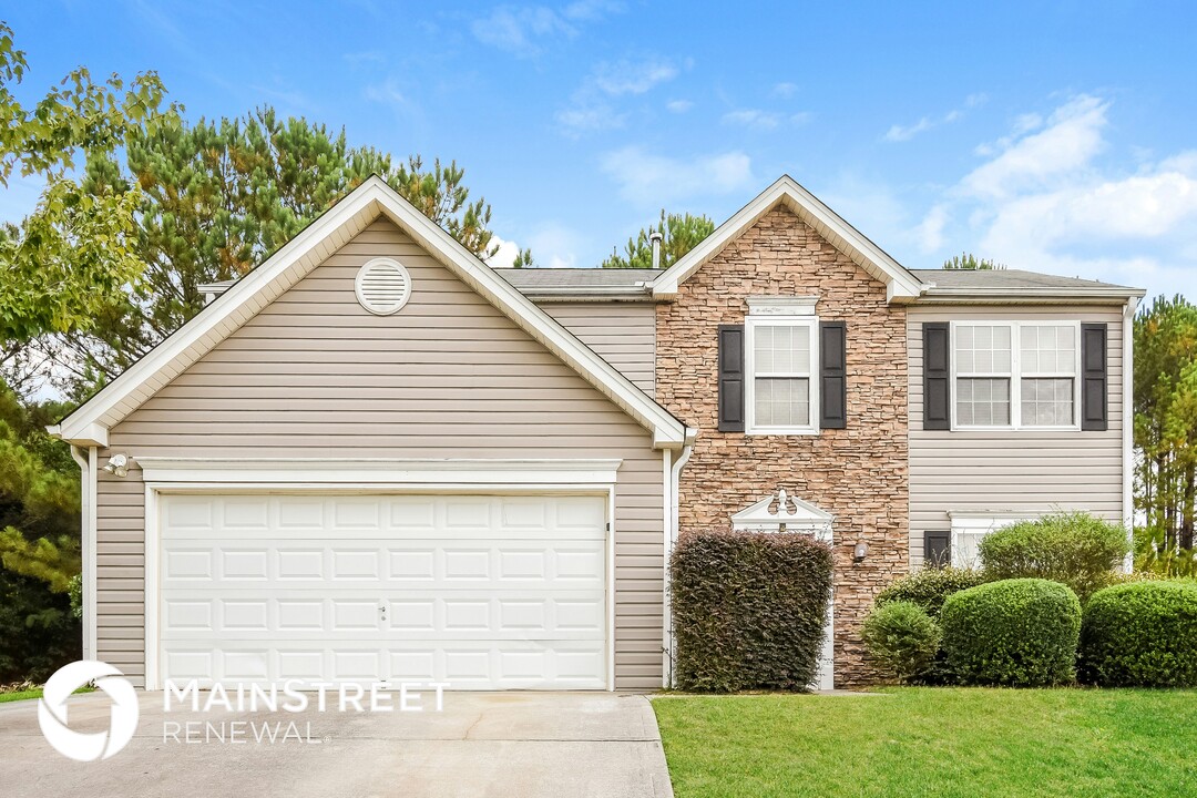 1639 Begonia Terrace in Lawrenceville, GA - Building Photo