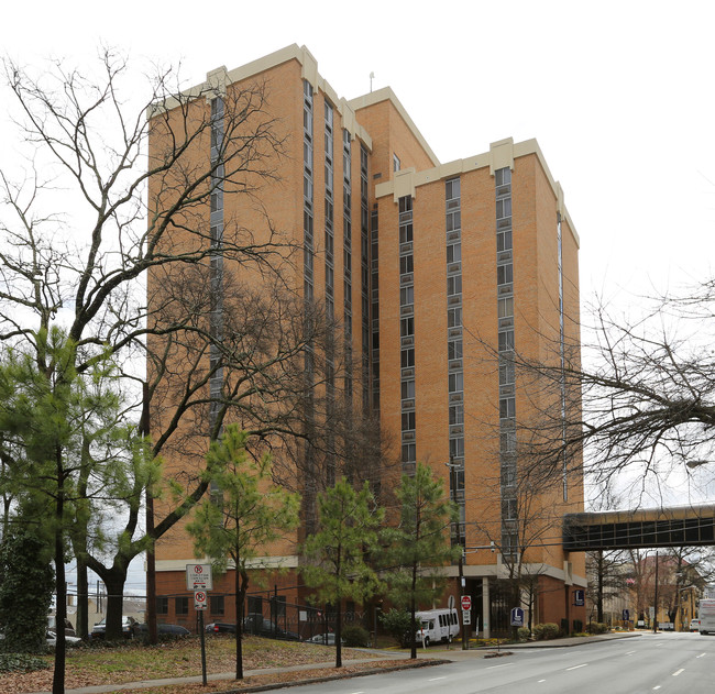 Lutheran Towers in Atlanta, GA - Foto de edificio - Building Photo