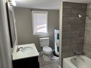 1415 Hatcher Ave SE in Jacksonville, AL - Building Photo - Building Photo