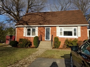 81 Maranda St in Worcester, MA - Building Photo - Building Photo