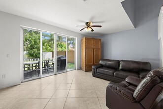 2535 Sawyer Ter in Wellington, FL - Building Photo - Building Photo