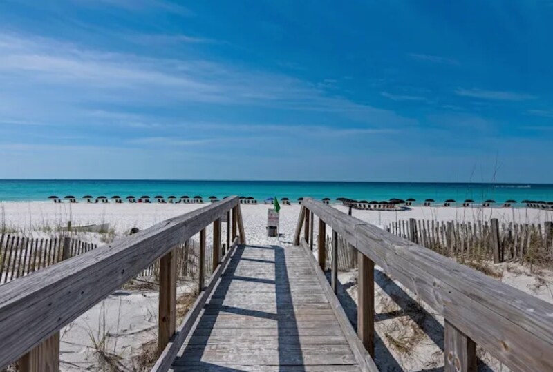 381 Santa Rosa Blvd in Fort Walton Beach, FL - Building Photo