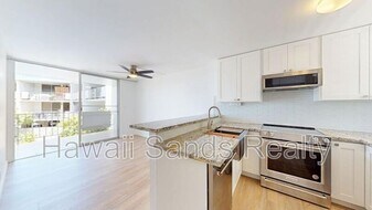 3121 Pualei Cir in Honolulu, HI - Building Photo