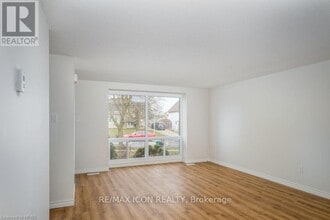 55 Crehan Crescent in Stratford, ON - Building Photo - Building Photo