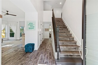 40 W Tallowberry Dr in The Woodlands, TX - Building Photo - Building Photo