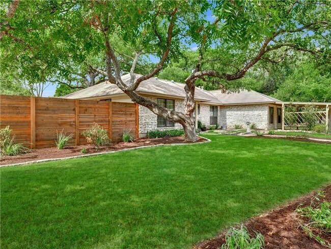 property at 2501 Berwyn Cir