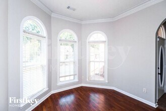 5380 Milton Ridge Dr in Arlington, TN - Foto de edificio - Building Photo