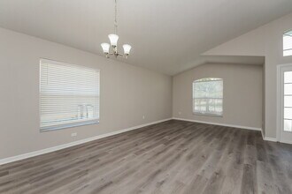 2334 Andrews Valley Dr in Kissimmee, FL - Building Photo - Building Photo