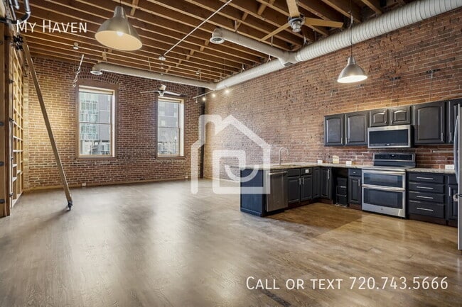 property at 1143 Auraria Pkwy