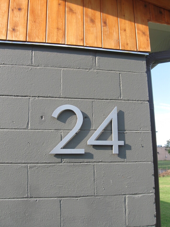 24 Trimble St, Unit C