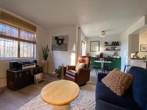 5306 Edmondson Pike, Unit 2 in Nashville, TN - Building Photo - Building Photo