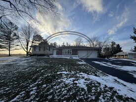 4258 Co Rd 140 in Findlay, OH - Building Photo