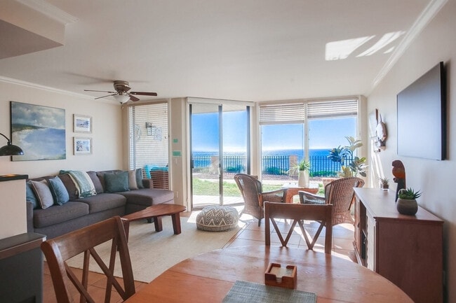190 Del Mar Shores Terrace in Solana Beach, CA - Building Photo - Building Photo