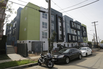 El Segundo Boulevard Apartments in Los Angeles, CA - Building Photo - Building Photo