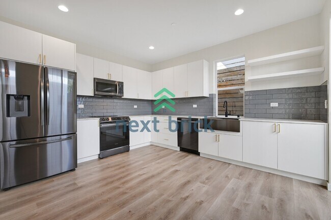 911B 25th Ave S in Seattle, WA - Building Photo - Building Photo