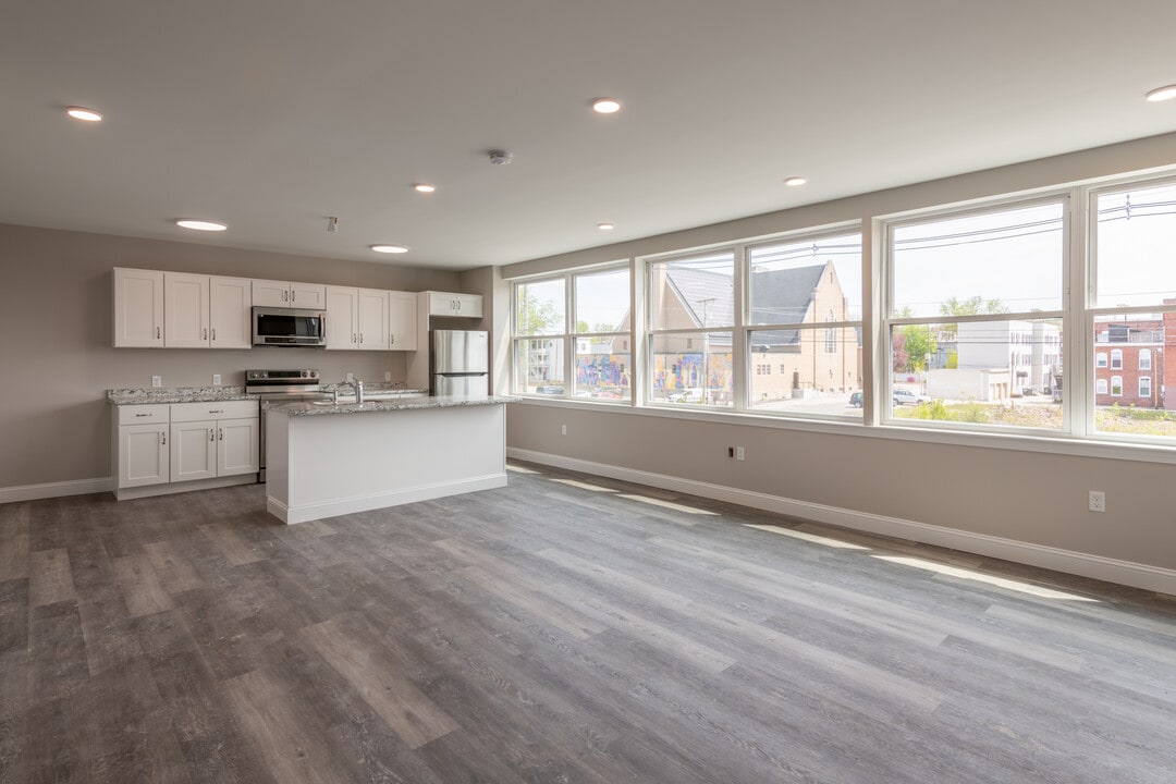 Residences at 530 and 540 Chestnut in Manchester, NH - Building Photo