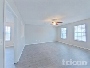 416 Dahoon Dr in Columbia, SC - Foto de edificio - Building Photo