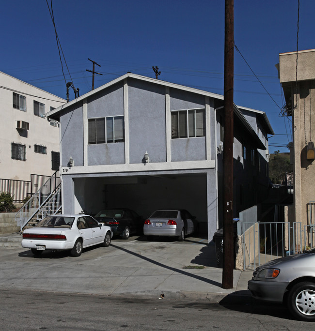 719 New Depot St in Los Angeles, CA - Foto de edificio - Building Photo