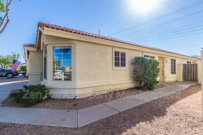 6053 E Sierra Morena St in Mesa, AZ - Building Photo - Building Photo