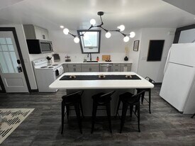 90 Highland Ave, Unit 2 in Buffalo, NY - Building Photo