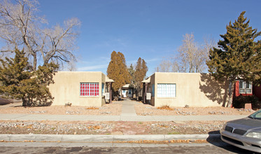 709 Roma Ave NW in Albuquerque, NM - Foto de edificio - Building Photo