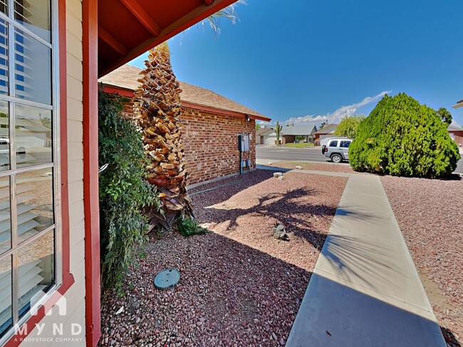 8709 W Grovers Ave in Peoria, AZ - Building Photo - Building Photo